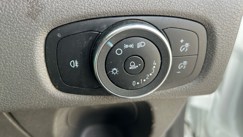 Ford Transit Custom 280 L1 Diesel Fwd 2.0 EcoBlue 105ps Low Roof Leader Van